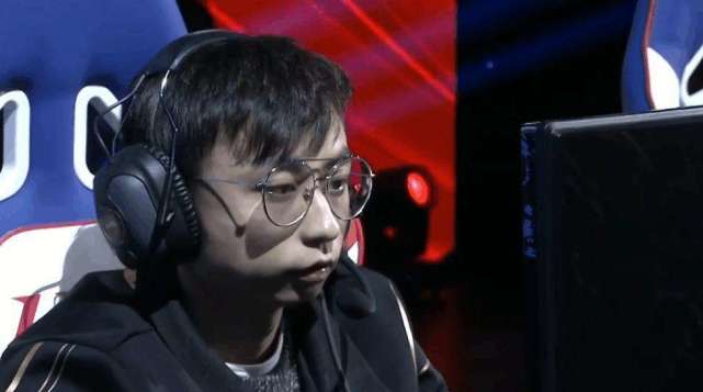 蛇队这些年的成绩起起伏伏,总是谈不上理想,虽然队