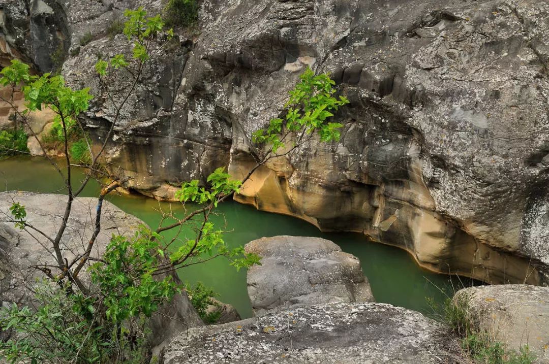 麟游县石鼓峡景区图片