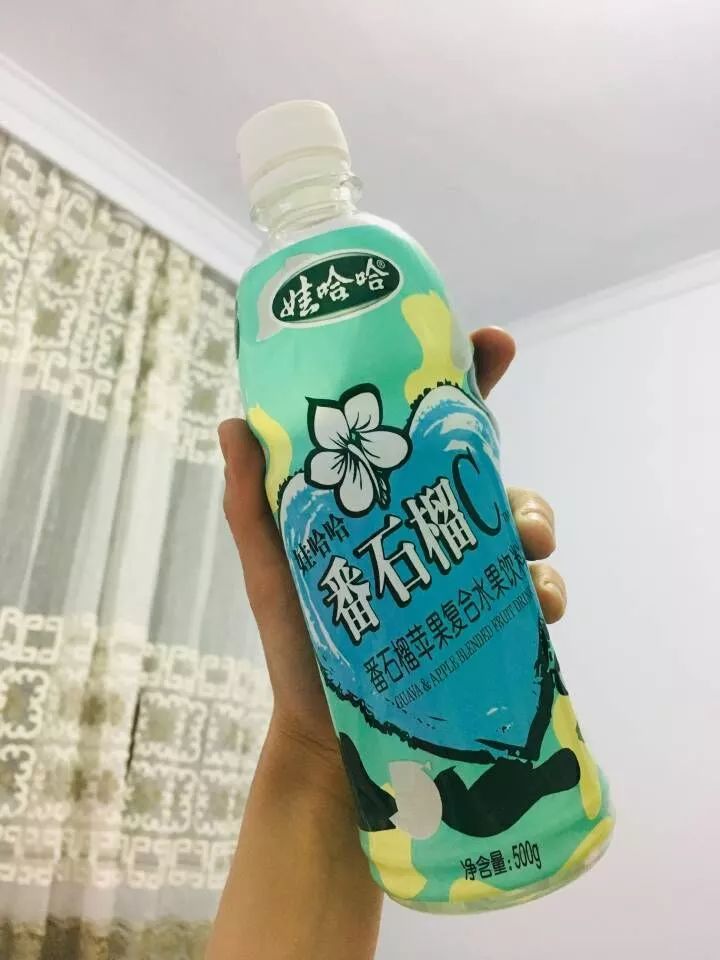 橙,苹果,葡萄为口味主流时,娃哈哈推出了一款番石榴苹果复合水果饮品