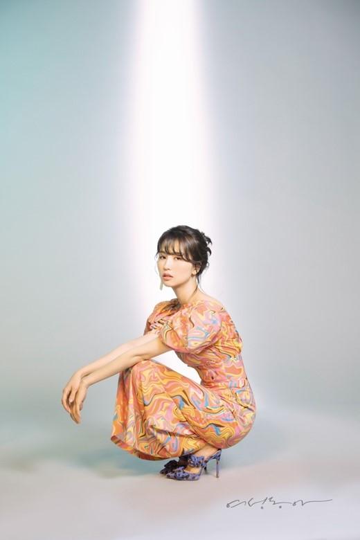 韩国女艺人朴河宣最新时装照曝光