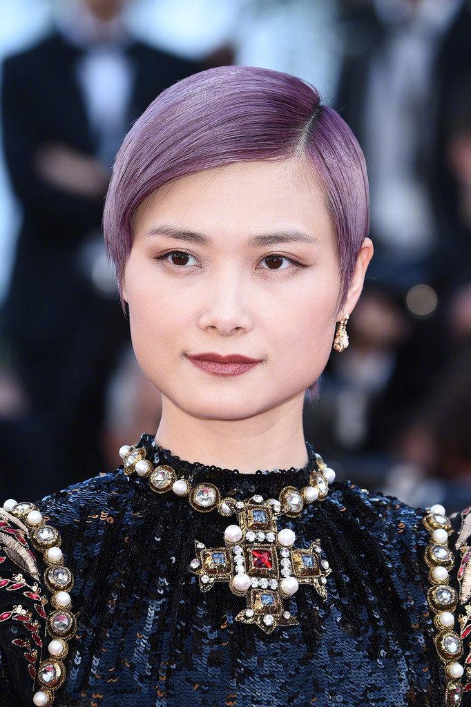 李宇春最近怎么了发型衣品直线下降难道就我一个人这样认为