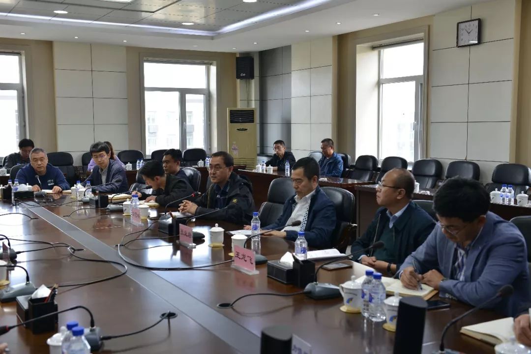 胡雪峰同志在讲话中感谢组织给予自己的信任与重托,他表示,一定按照省