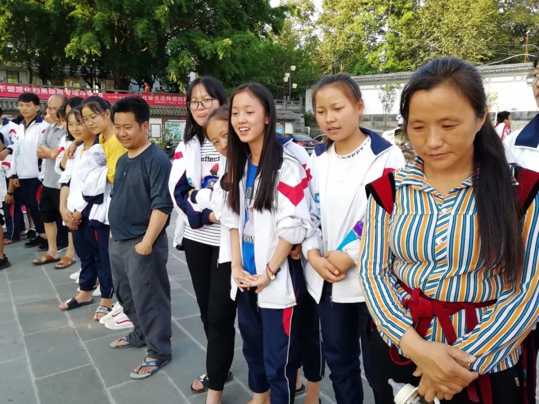 我们期待着下一次活动的举行.图文:腾冲市第六中学 李新南审核:高明强