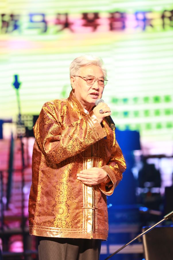 蒙古族马头琴国家级代表性传承人布林老师发言著名马头琴演奏家,教育