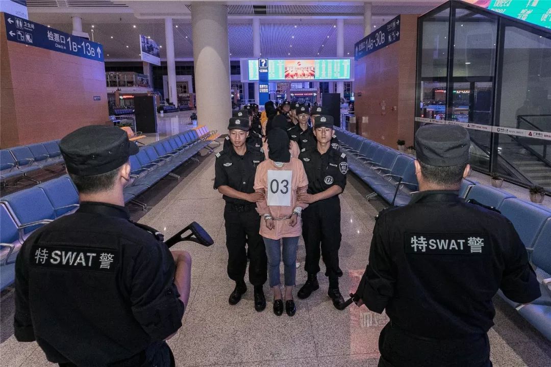 昆明公安及时抓整改全面强举措,扫黑除恶专项斗争纵深发展取得新成效