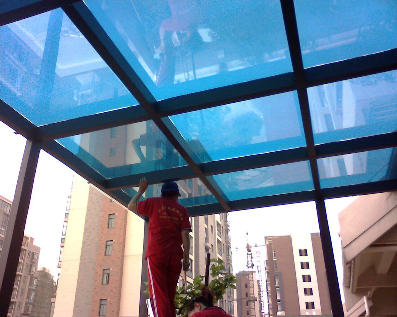 什么是玻璃隔热涂料玻璃隔热涂料的施工工艺