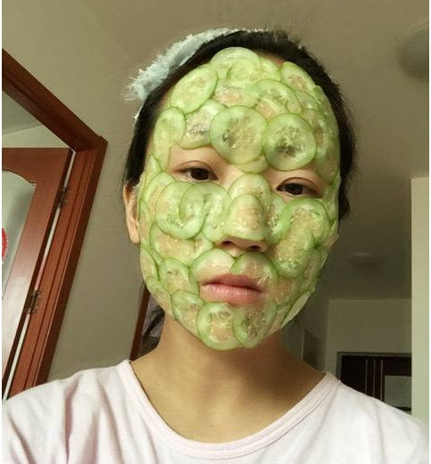 用黄瓜片敷脸真的可以快速变白吗