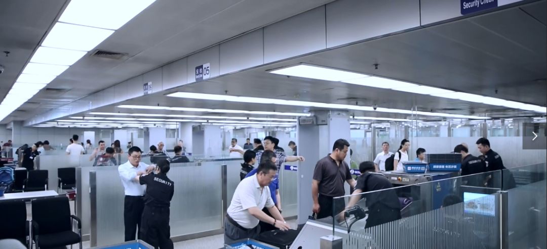 的检验2号航站楼国内安检现场我正式进驻首都机场是一个激动万分的日