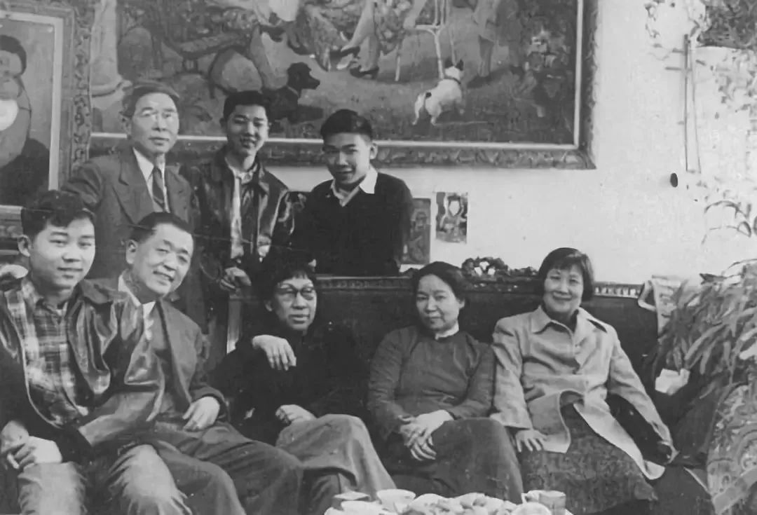 与中国同学合影,曾竹韶,廖新学,黄显文,吕斯百,唐一禾,滑田友,常书鸿