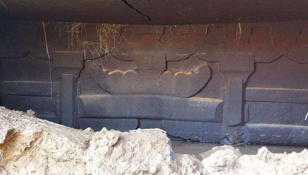 张仪墓被挖出一个大坑专家前来抢救发现此墓从未被盗的原因