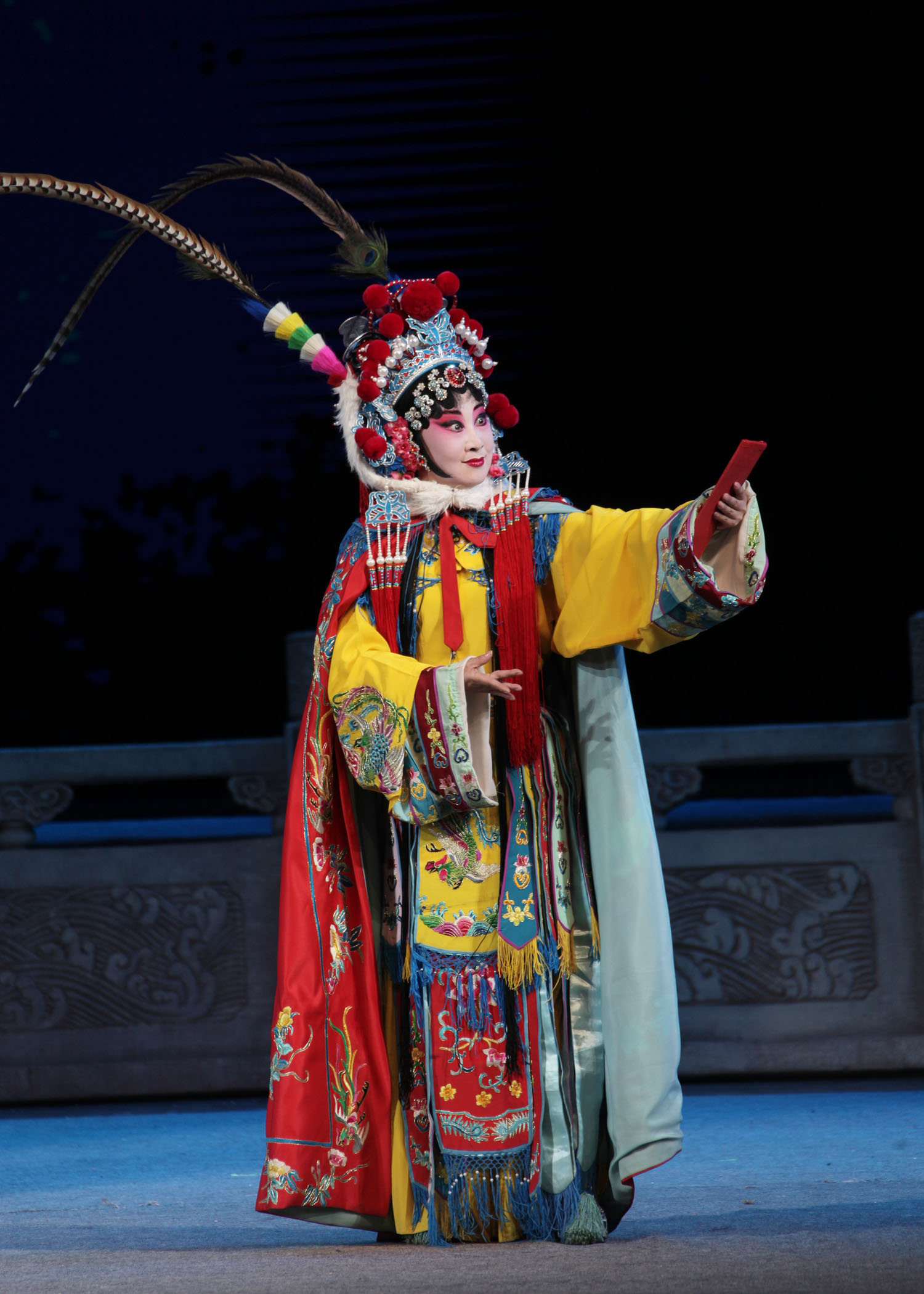 潞城红旗剧团在潞州剧院上演上党落子古装戏王宝钏