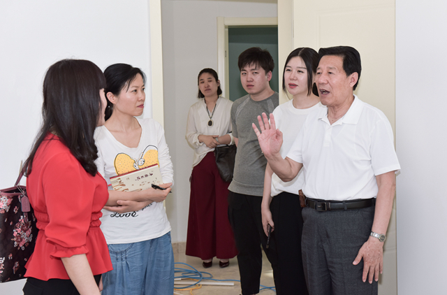 2019年5月22日下午,易学巨匠刘瀚声和北京迦斓文化公司总经理刘姝言及