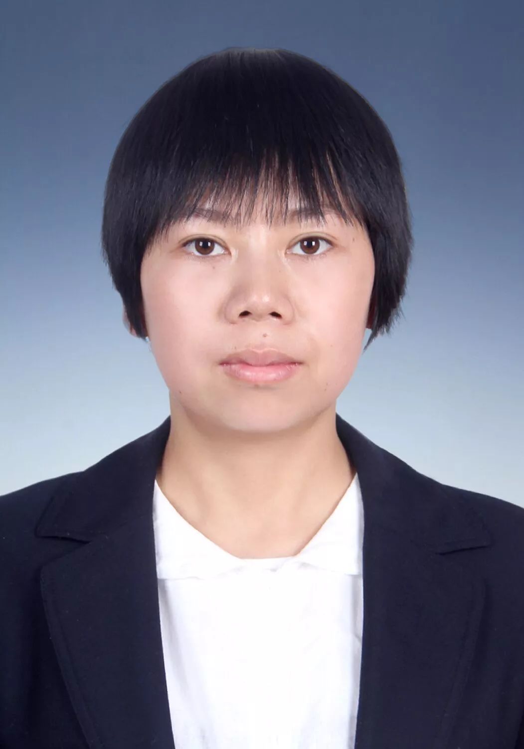 云南通海人,中共党员,1990年5月出生,2014年9月参加工作,现任通海县兴