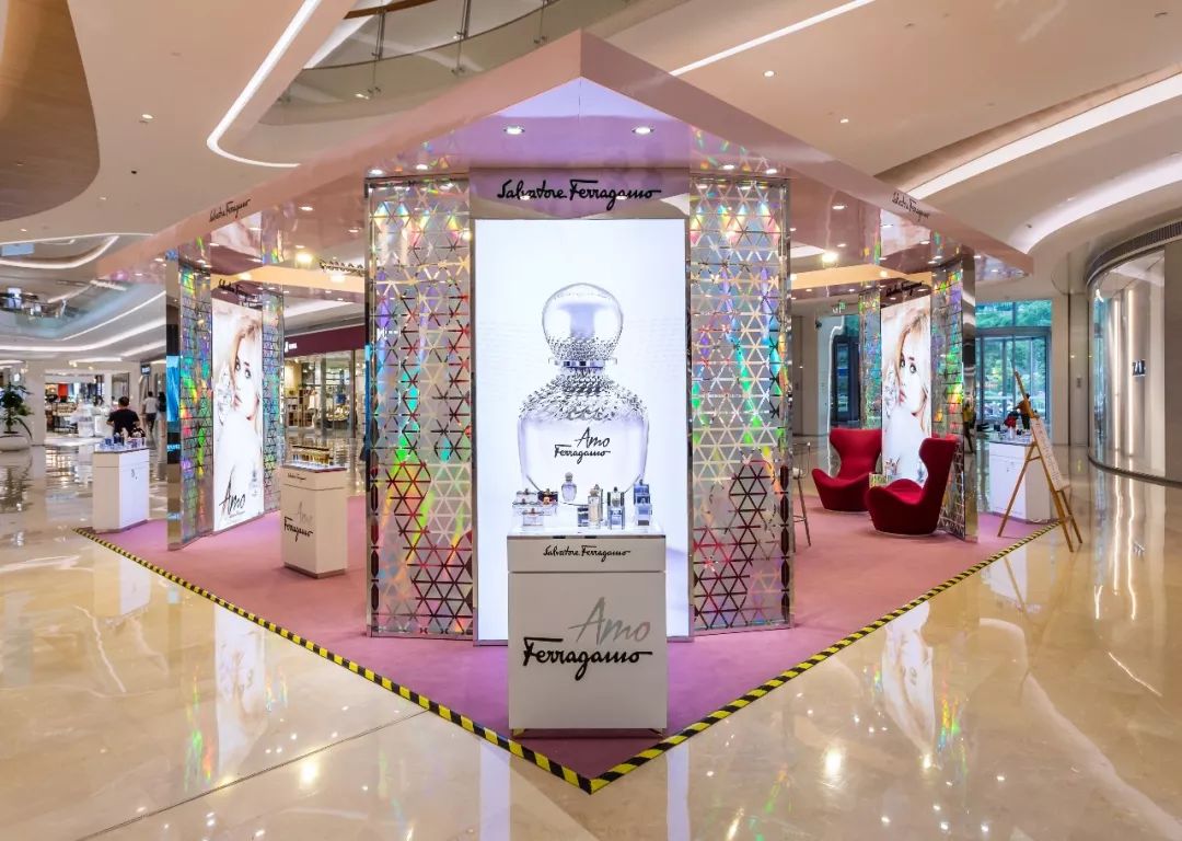 仅剩三天ferragamo香水快闪店空降壹方城还请来了吴谨言坐镇