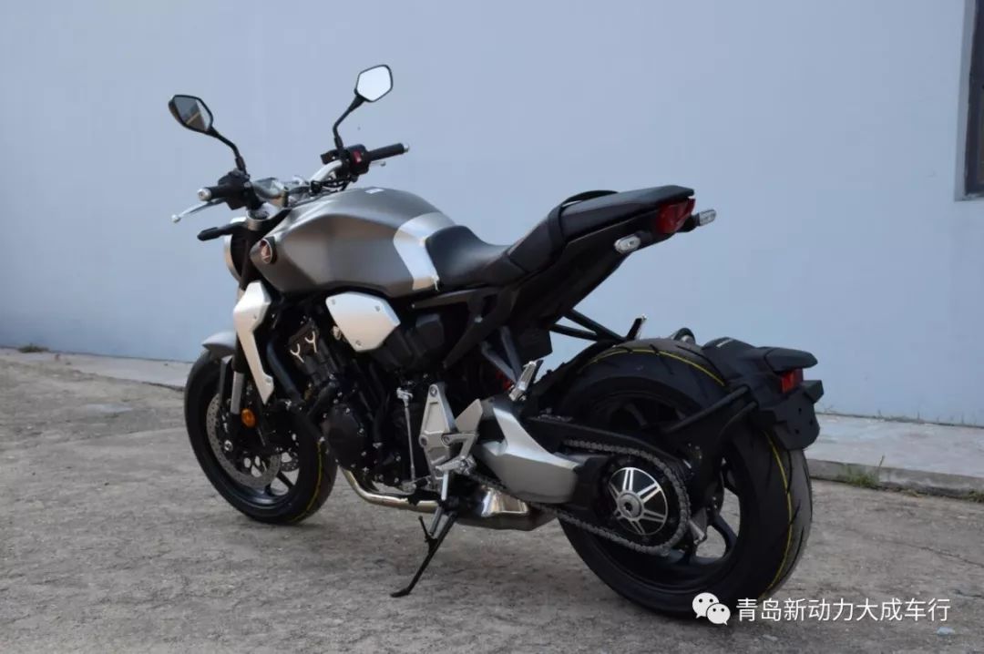 到货信息本田新一代街霸cb1000r大黄蜂限量到货