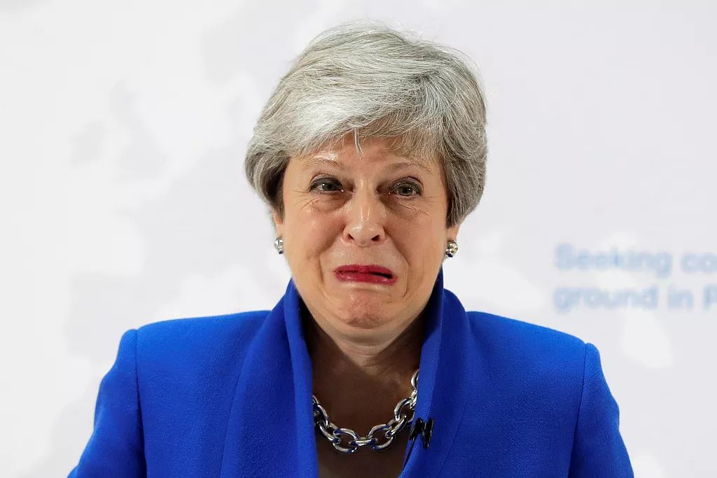 英国首相梅姨明天可能辞职脱欧致使内阁分裂