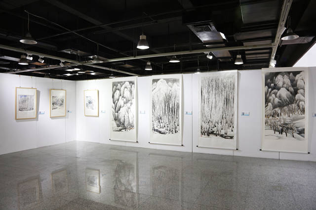 雪国精灵冰雪绘画作品联展在山西大学美术馆展出