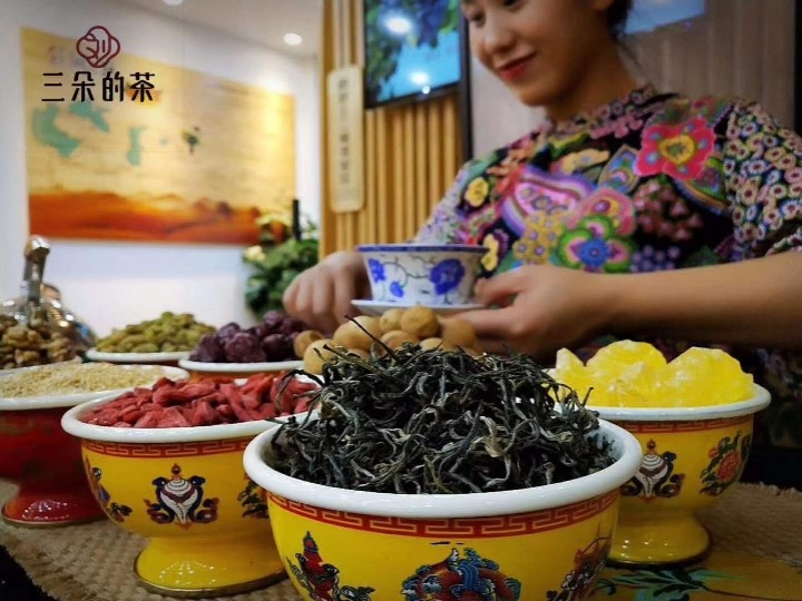 刘三朵让宁夏八宝茶香飘四方