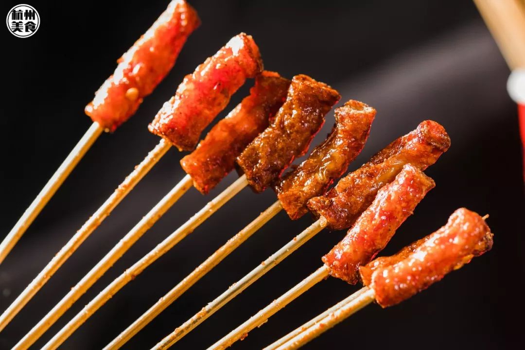 鸭胗串,广式香肠,亲亲肠盐酥鸡,炸鸡排,鱼豆腐,鸡尖串.