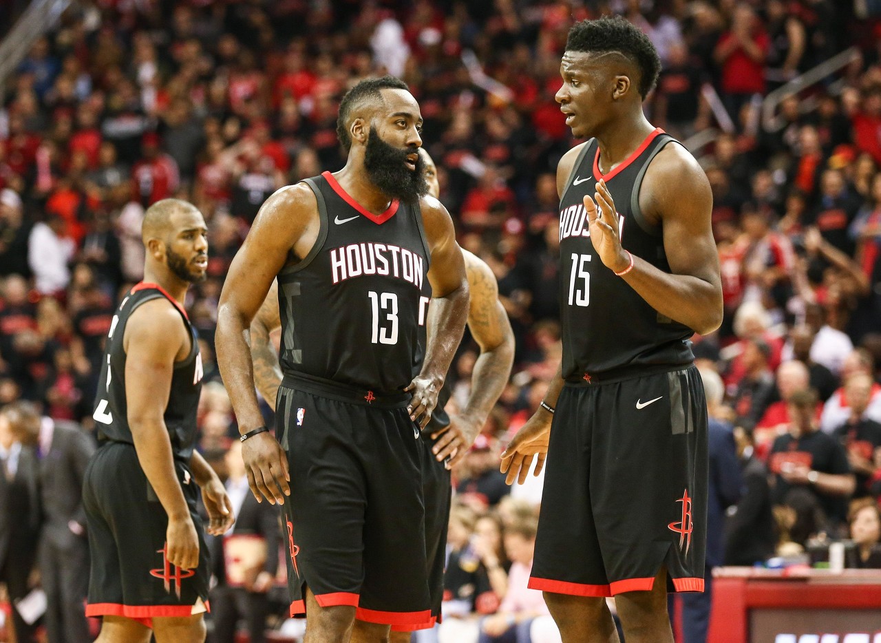 但并不足以击败勇士,也许火箭队真的考虑球队风格与球星单打之间的