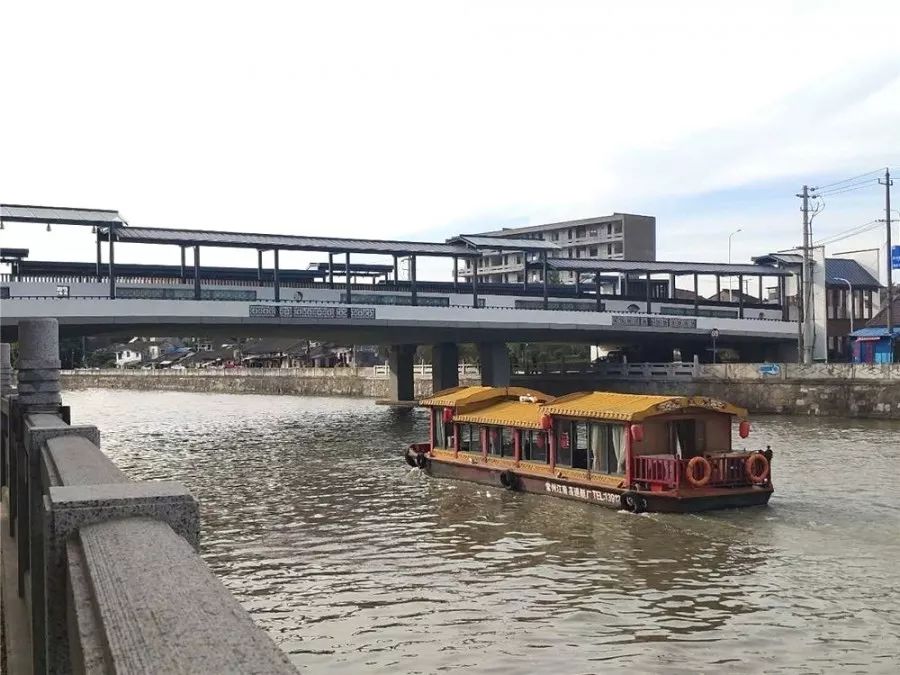 hi我叫西仓桥我回来啦想我吗