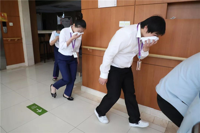 燕达养老消防及疏散实战演习