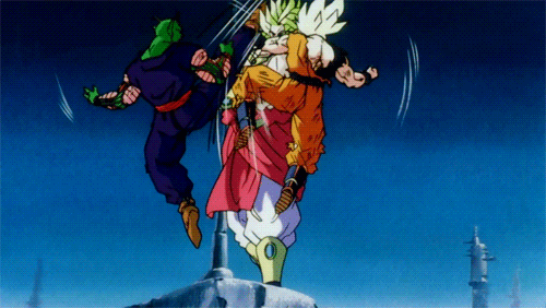 热战·烈战·超激战》中,嗜血疯狂的布罗利将悟空,悟饭,特兰克斯