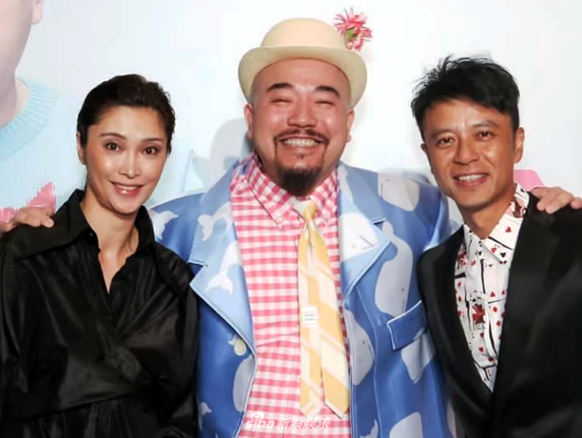 知名作词人黄伟文50岁生日上百位好友前来祝贺天王天后云集