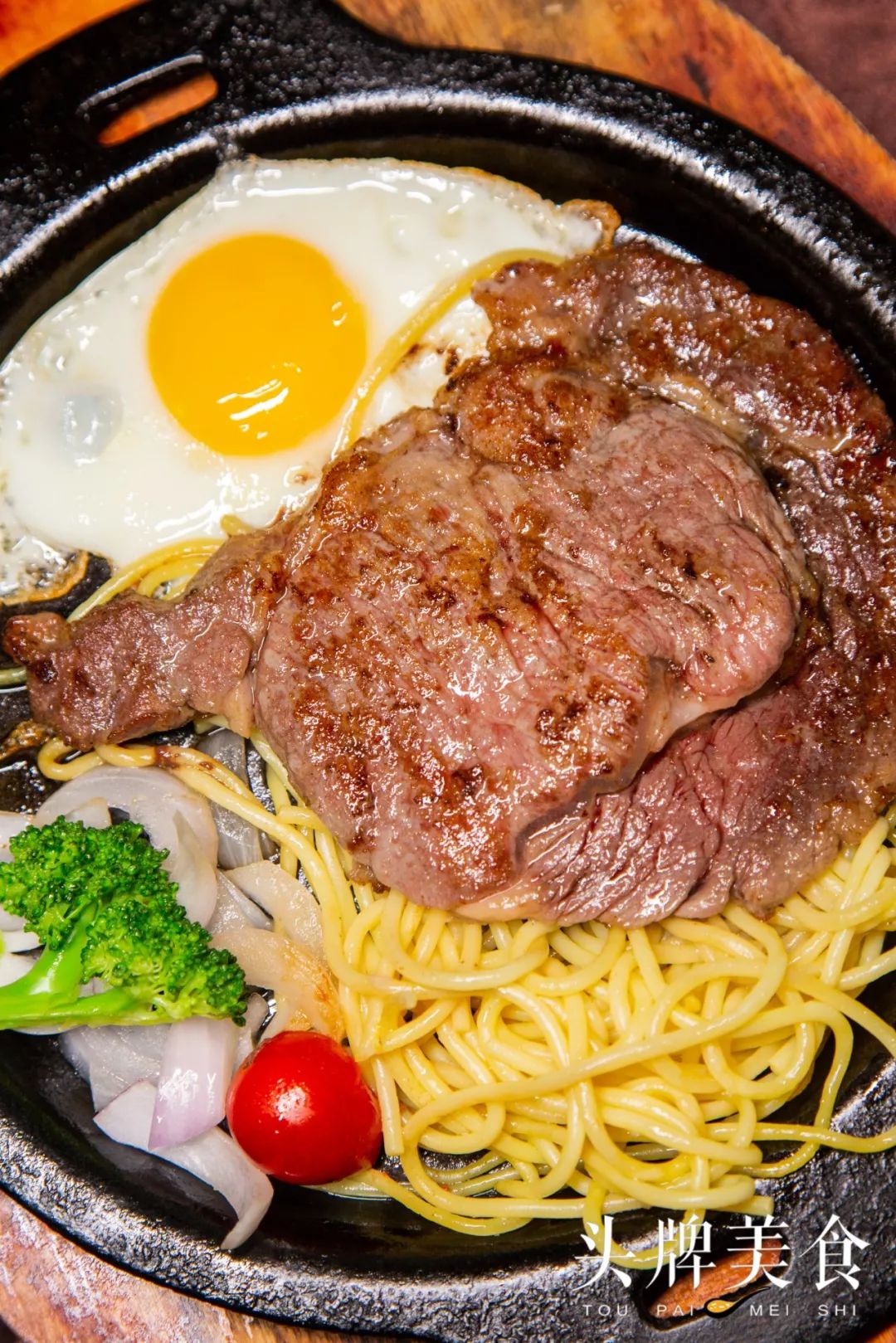 人均45元吃牛排海鲜大咖无限自助东街口这家牛排店吃出xxxl胃