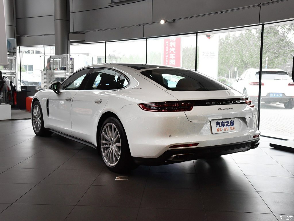 选配就要40万能挂绿牌的帕拉梅拉长啥样