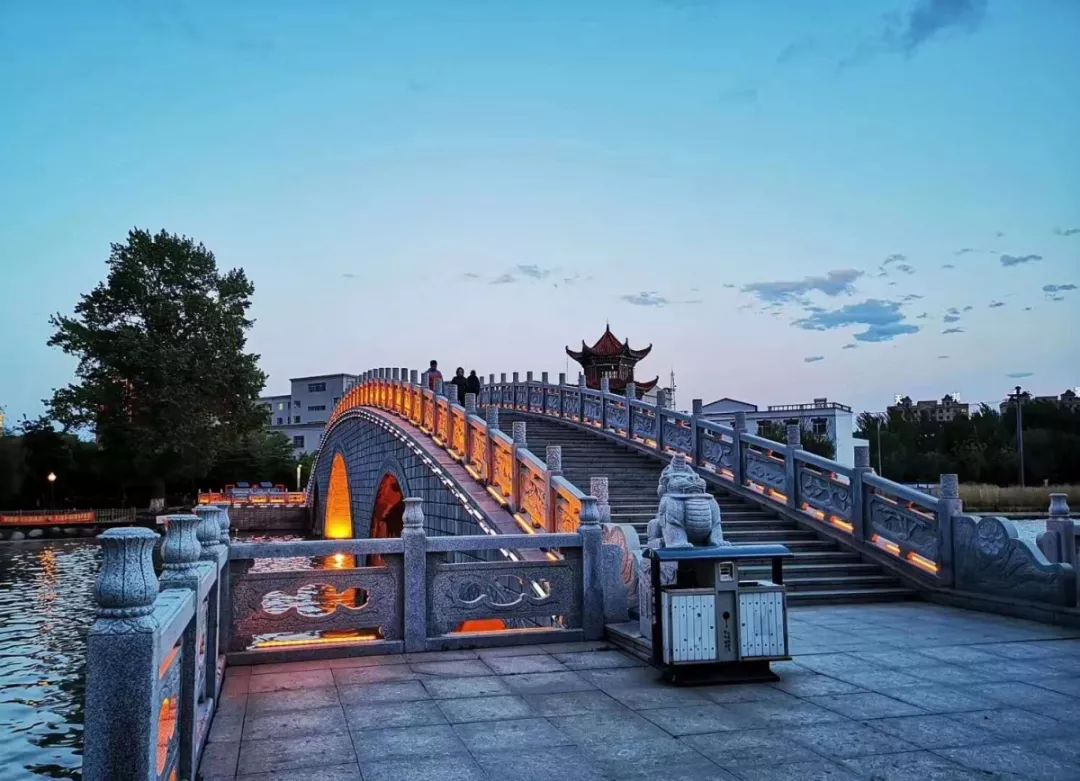 越夜越美丽珲春龙源公园原来可以这样打开