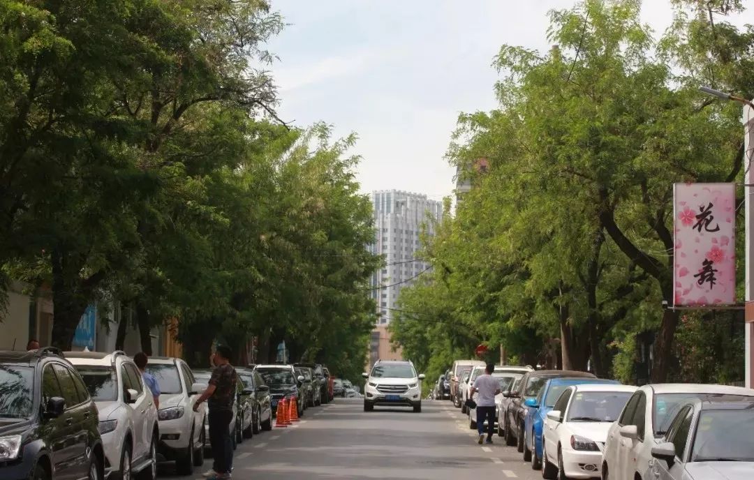 2槐花社区槐花社区位于黄河路以南,中山路以北,市场街以东,大同街以西