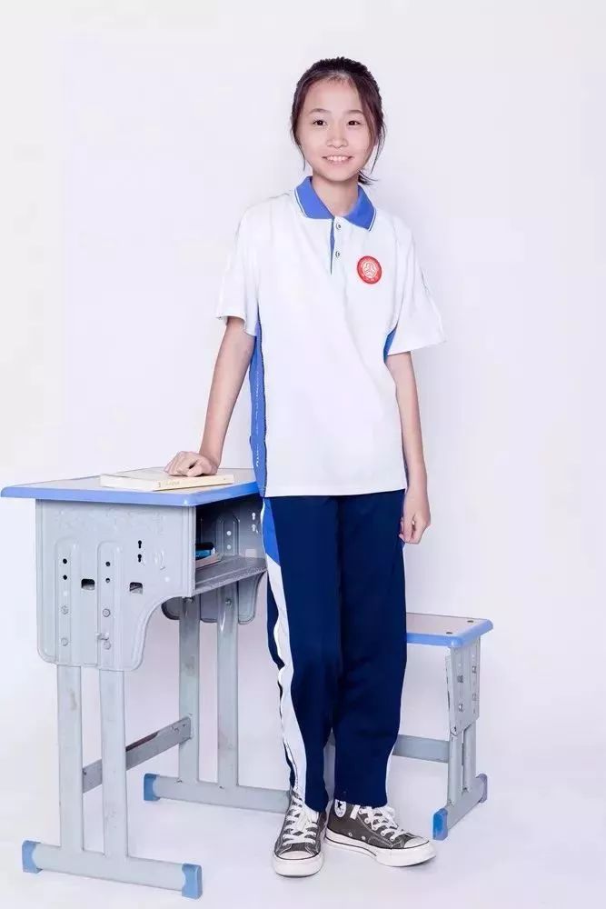 快看普宁新款中小学生校服图片和价格公布了
