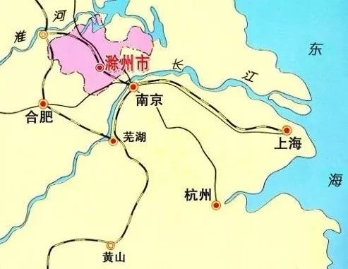 地区;南据长江,东控京杭大运河,长江一级支流滁河及清流河贯通境内,是