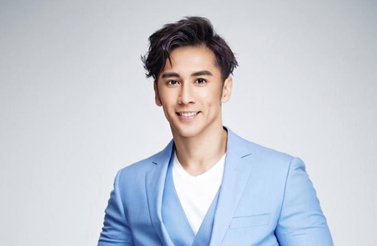 过分可爱!钟丽缇,张伦硕家隐藏着一位被耽误的喜剧咖?_妈妈