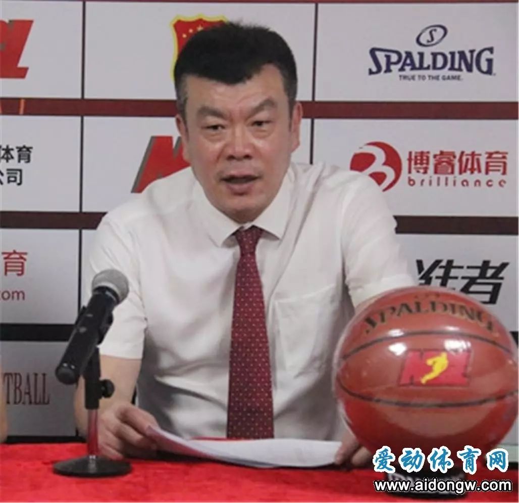 李建新赛后新闻发布会上,金星海象队主教练李建新表示:"这场比赛输了
