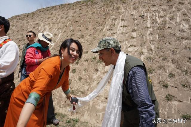 走进距兰州不远的夏河阿米贡洪景区的安果民俗村