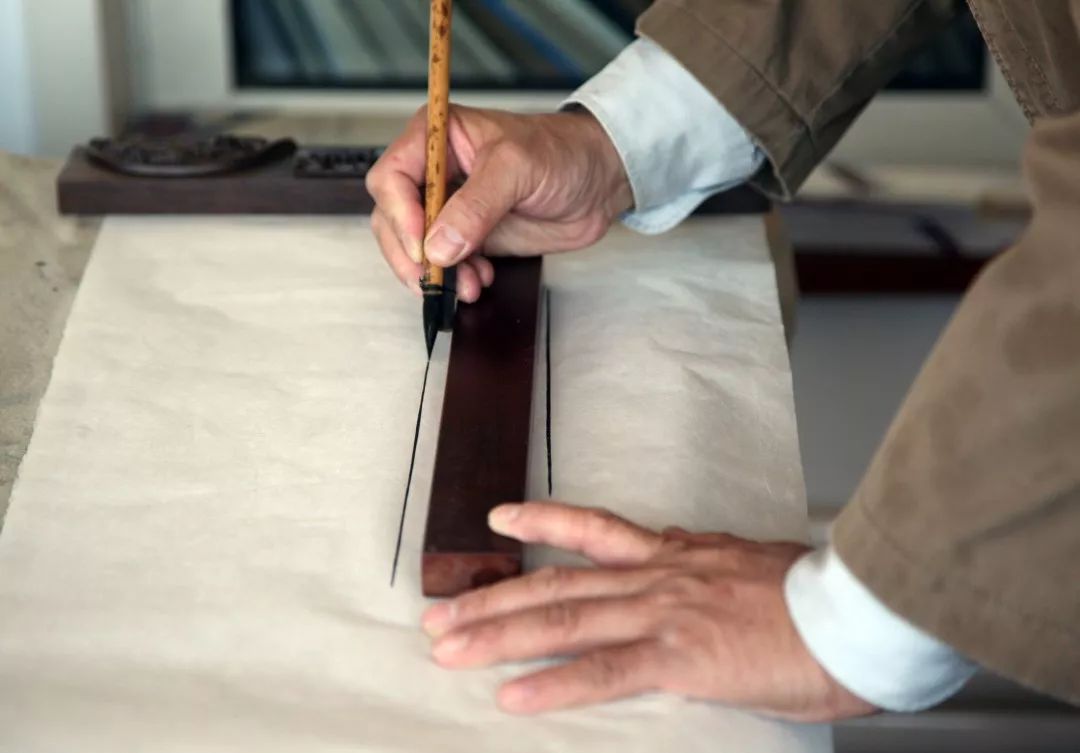 十问《清明上河图》:故宫专家揭秘北宋汴京繁华的背后……_张择端