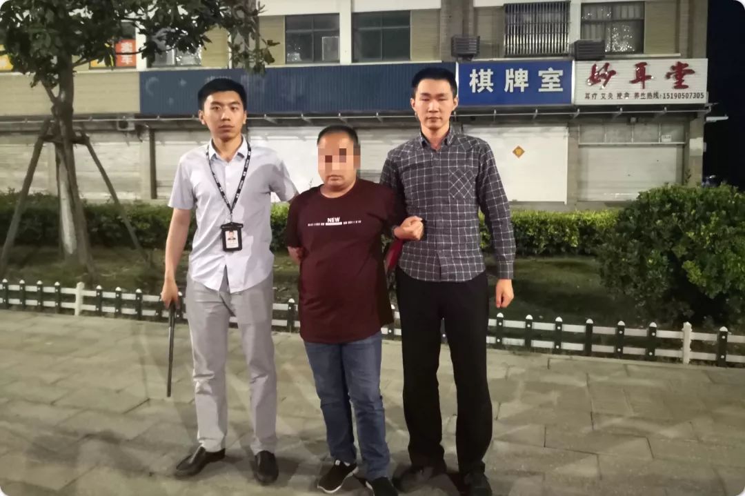 三龙派出所通过蹲点守候,在盐城市区成功抓获寻衅滋事犯罪嫌疑人王某