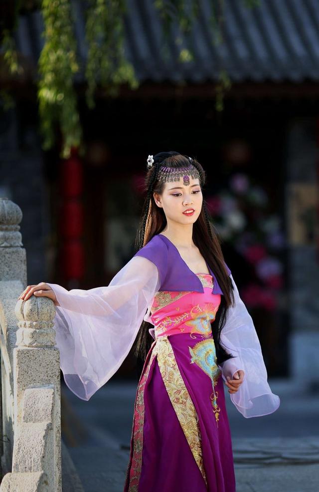 人像摄影:洛邑古城,古装佳人_洛阳