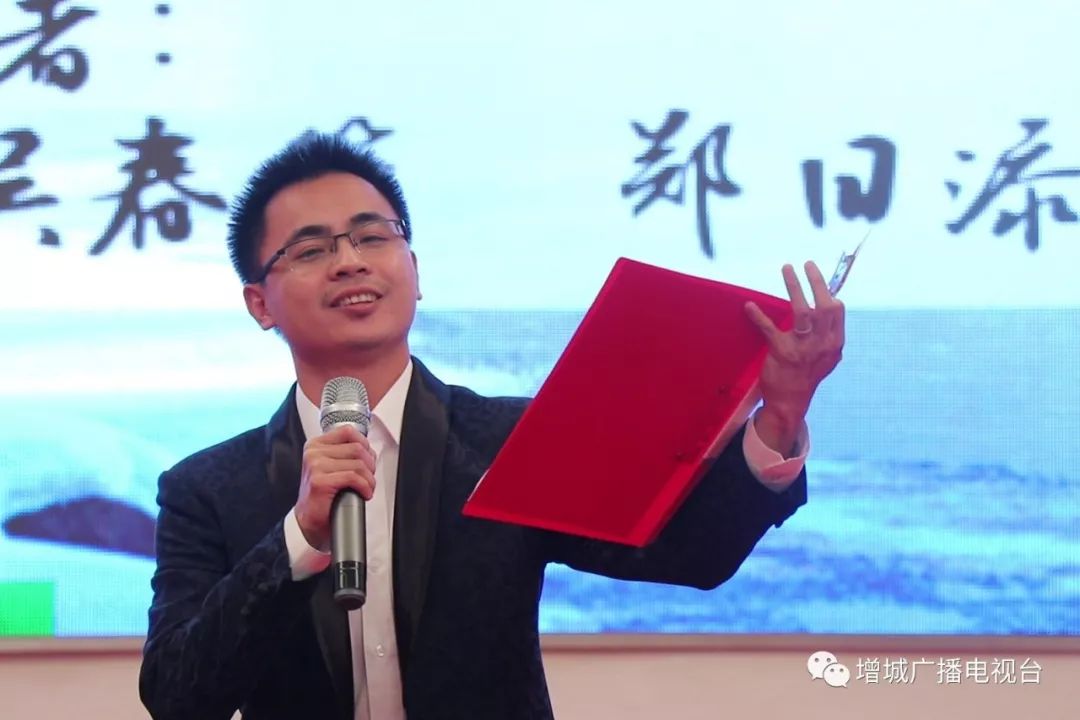 增城图书馆昨又双叒叕刷屏阅读经典书香满城成流量担当了