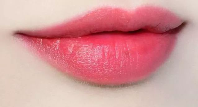 适合你唇形还显白8个度的口红