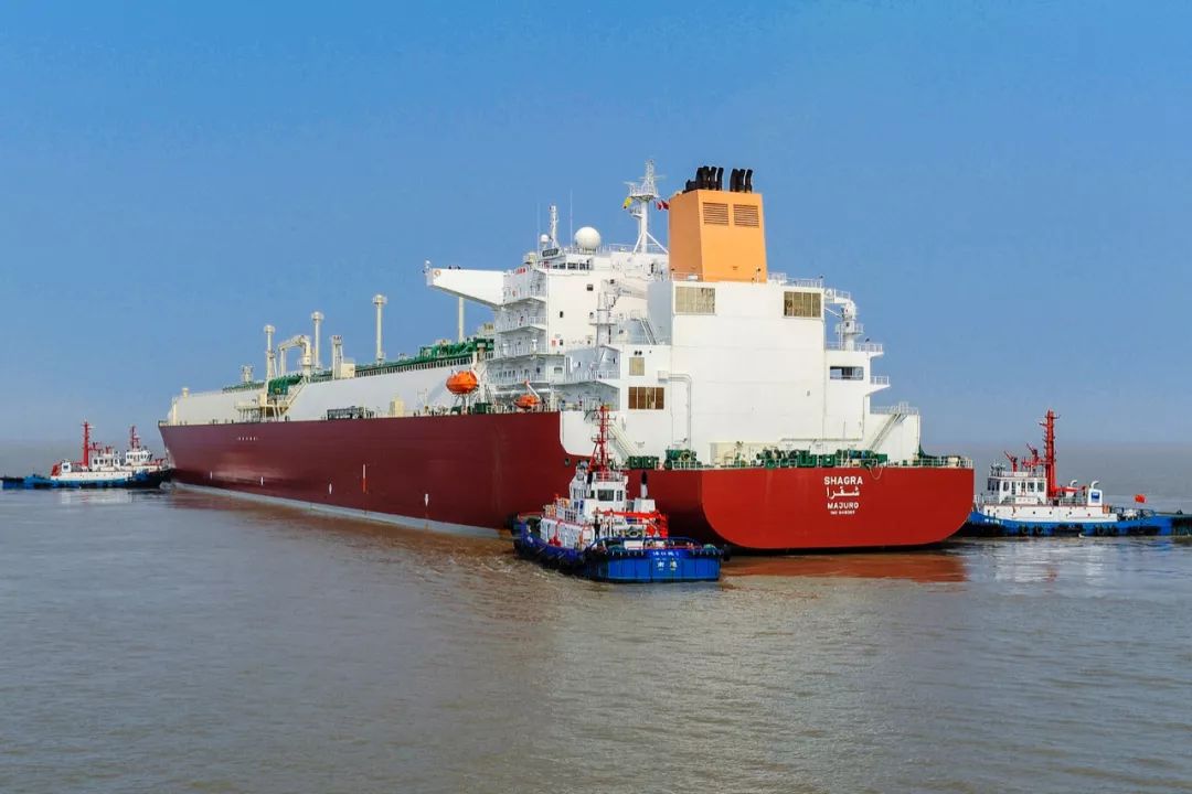 不能忘记的日子 这一天 洋口港迎来了 首艘靠泊接卸的lng运输船