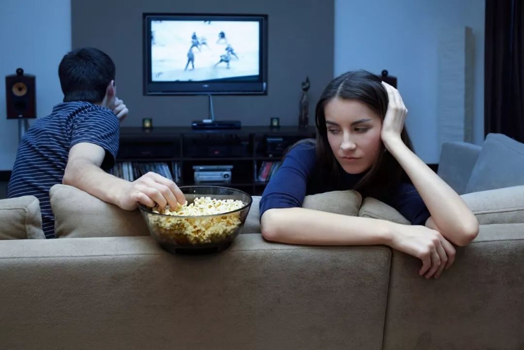 心理咨询长期在家上网追剧真的是一种休闲吗