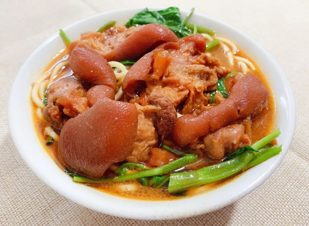 正宗猪蹄面