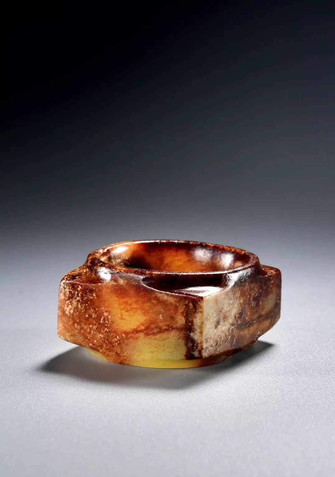 200多件古玉即将开拍(高清图)