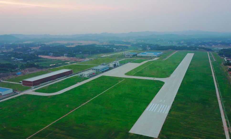湖南最大的军用机场图片