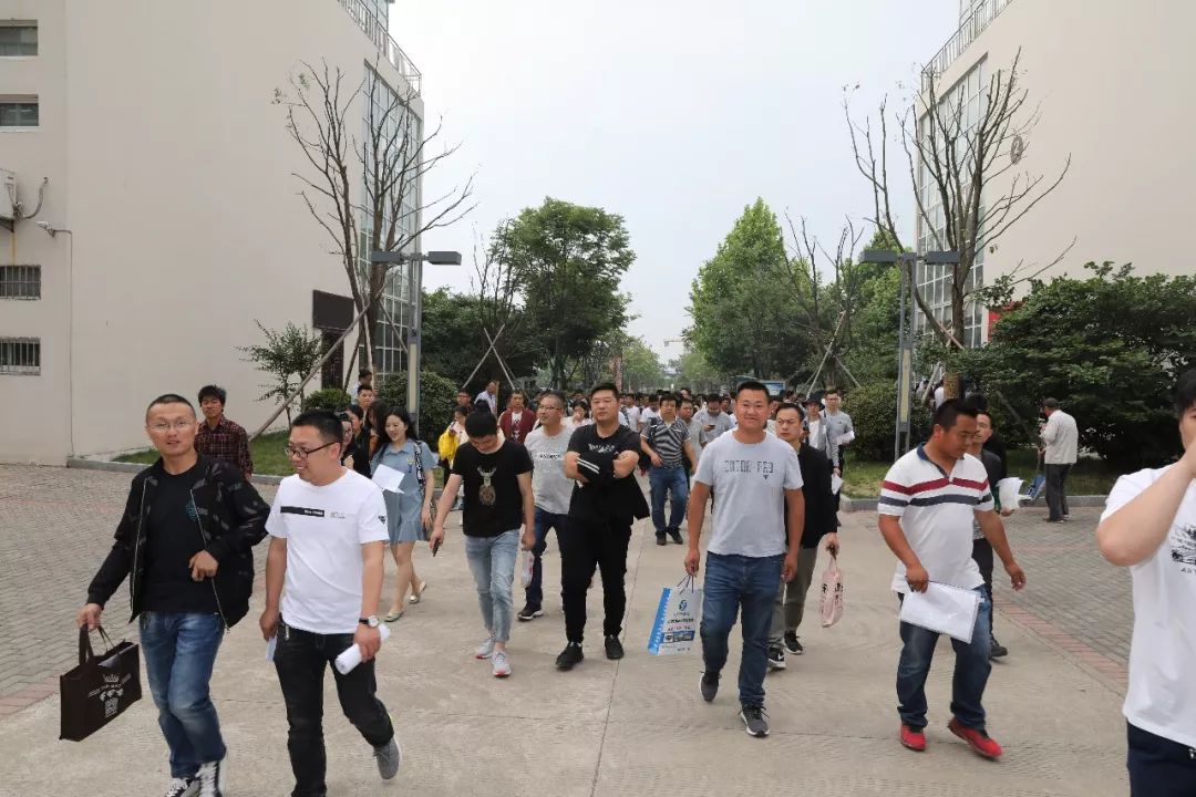 聚焦宿迁市举行2019年度二级建造师执业资格考试
