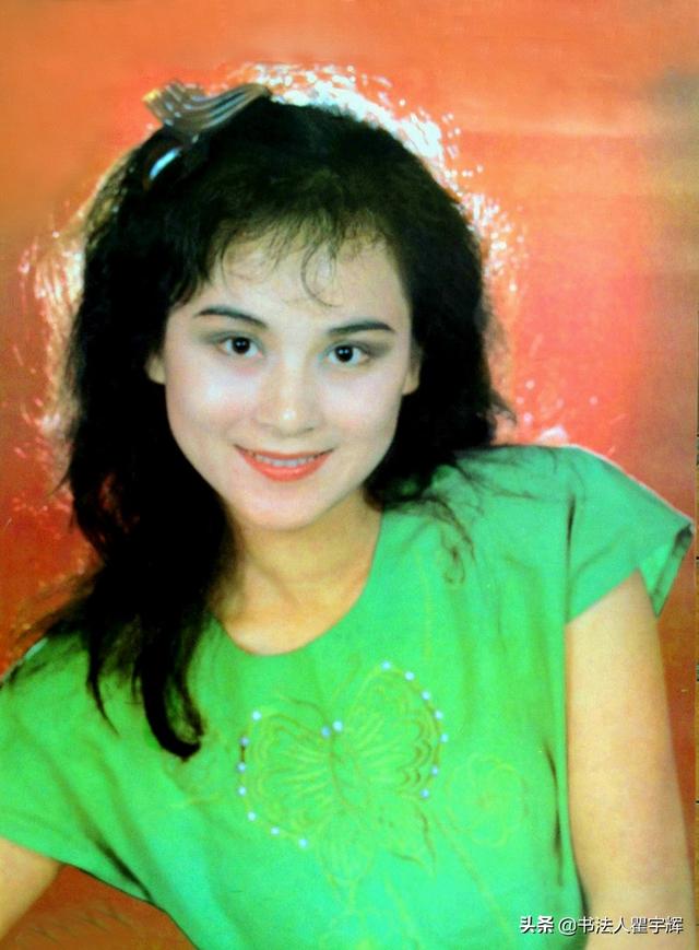 朱碧云12张老照片30多年前的女明星烂漫如花甜润似玉