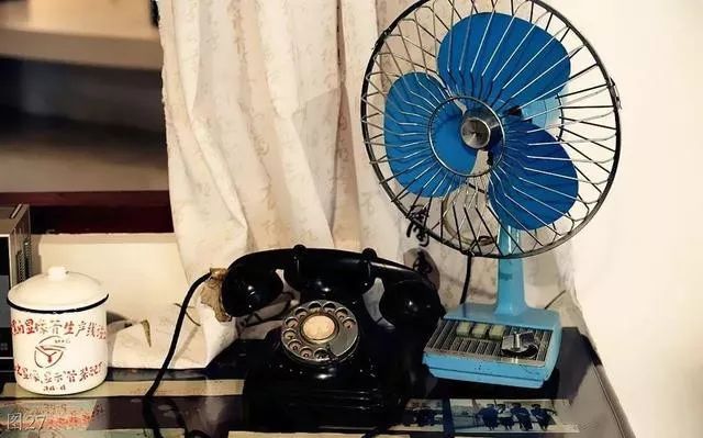 80年代怀远人的家里是幌样滴?一看都是满满的回忆_挂历